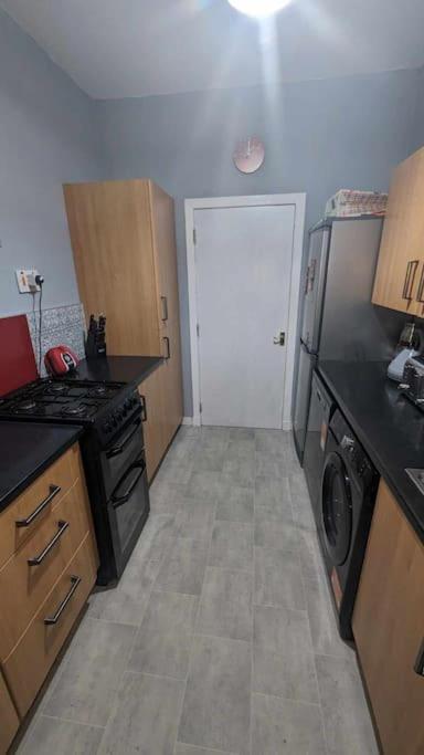 Lovely 2 Bedroom Apartment In Heart Of Dundee Kültér fotó